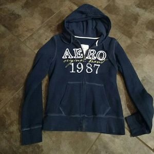 ✨Aero zip up✨